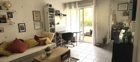 1 bedroom Apartment in Tours, France No. 253857 2