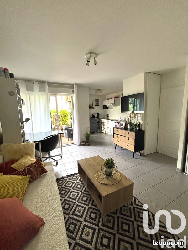 1 bedroom Apartment in Tours, France No. 253857