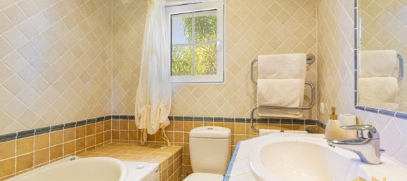 Villa de 4 dormitorios en Lagoa, Portugal No. 232171 23