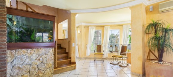 Villa de 4 dormitorios en Lagoa, Portugal No. 232171 12