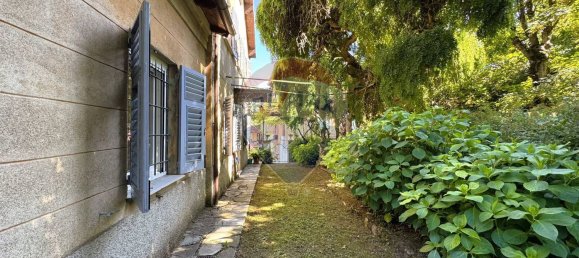 17 rooms Villa in Savignone, Italy No. 267109 6