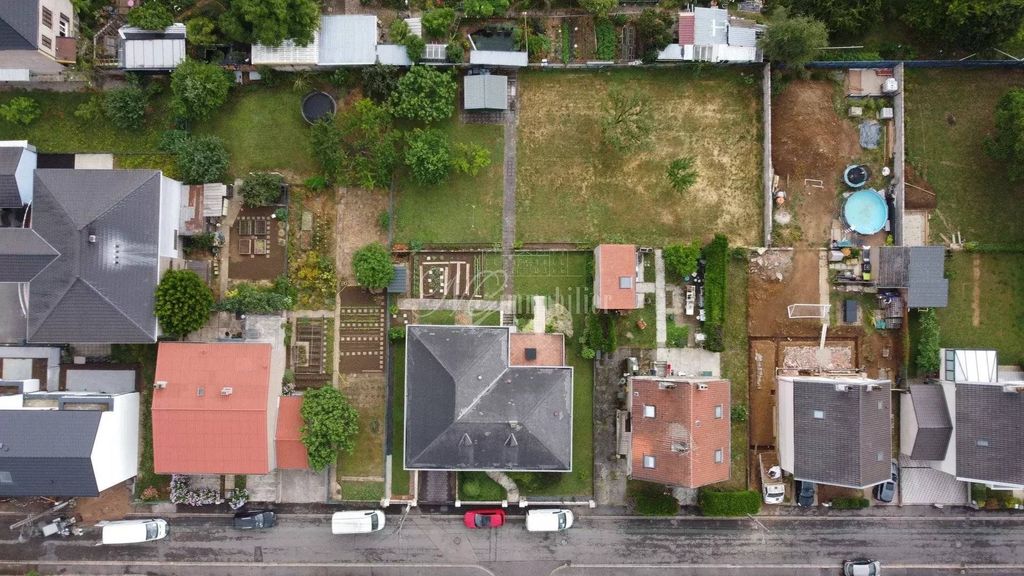 5 bedrooms House in Terville, France No. 90589