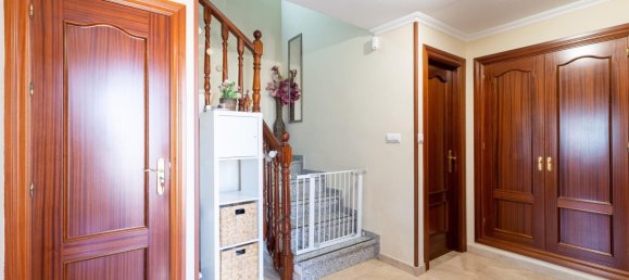 3 bedrooms Townhouse in Peligros, Spain No. 175149 9