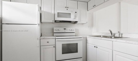 1 Schlafzimmer Gewerbliche Immobilien in Miami, USA, Nr. 614710 9