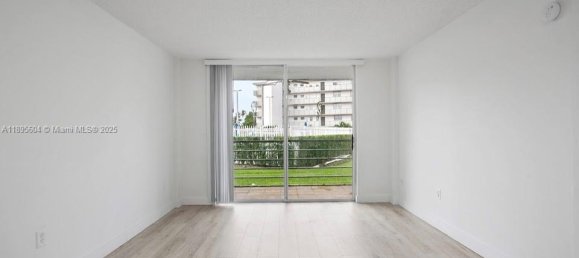 1 Schlafzimmer Gewerbliche Immobilien in Miami, USA, Nr. 614710 11