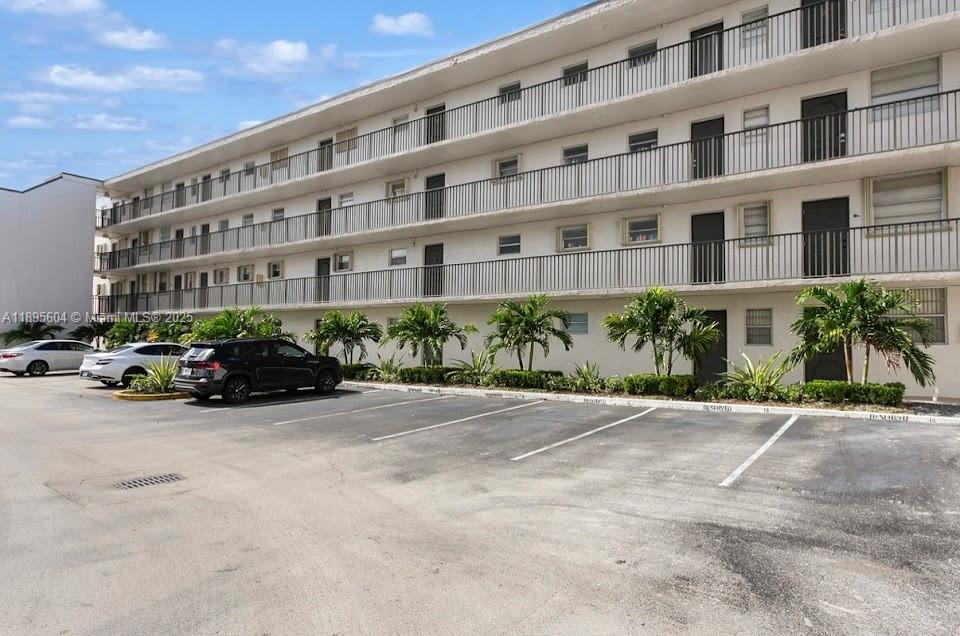 1 Schlafzimmer Gewerbliche Immobilien in Miami, USA, Nr. 614710