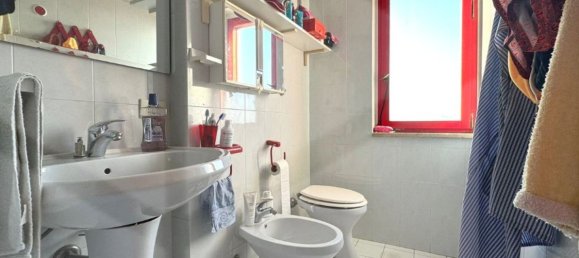 Apartamento de 3 habitaciónes en Campomarino, Italy No. 17731 13