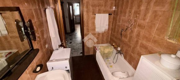 1 bedroom Apartment in Novara, Italy No. 343392 5