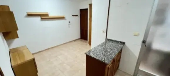 Apartamento de 4 dormitorios en Alzira, Spain No. 190568 4