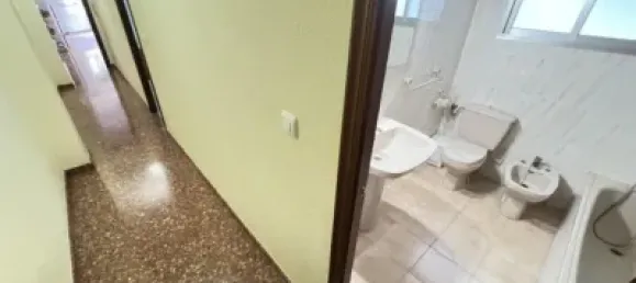 Apartamento de 4 dormitorios en Alzira, Spain No. 190568 21