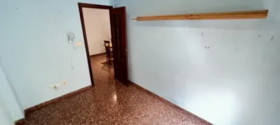 Apartamento de 4 dormitorios en Alzira, Spain No. 190568 23