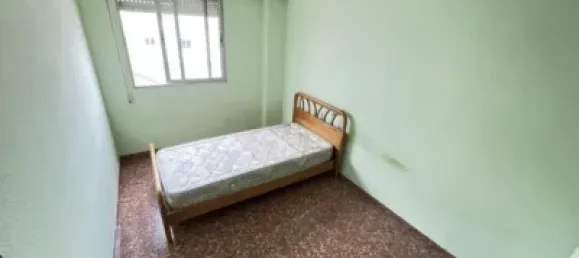 Apartamento de 4 dormitorios en Alzira, Spain No. 190568 17