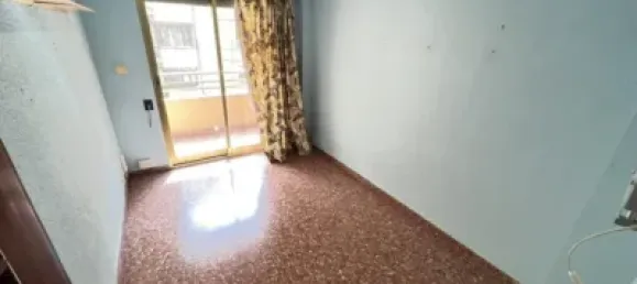 Apartamento de 4 dormitorios en Alzira, Spain No. 190568 22