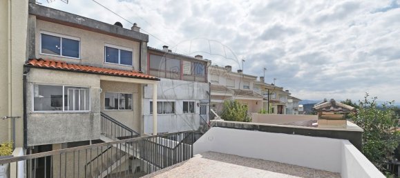 3 bedrooms House in Sao Joao da Madeira, Portugal No. 173849 14