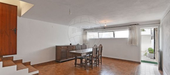 3 bedrooms House in Sao Joao da Madeira, Portugal No. 173849 11