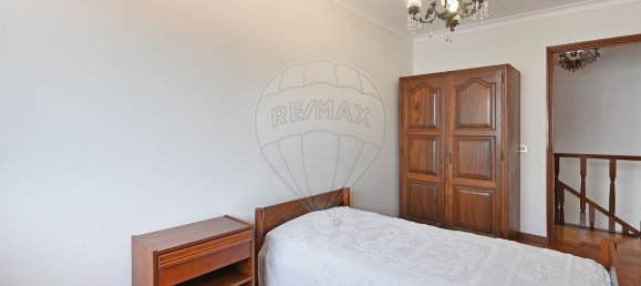 3 bedrooms House in Sao Joao da Madeira, Portugal No. 173849 2