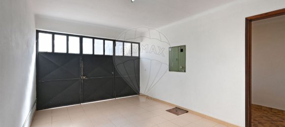 3 bedrooms House in Sao Joao da Madeira, Portugal No. 173849 41