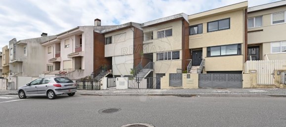 3 bedrooms House in Sao Joao da Madeira, Portugal No. 173849 19