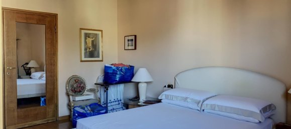 5 bedrooms Apartment in Monza, Italy No. 176942 15