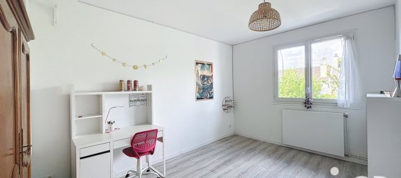 3 Schlafzimmer Haus in Champigny-sur-Marne, France, Nr. 188115 6