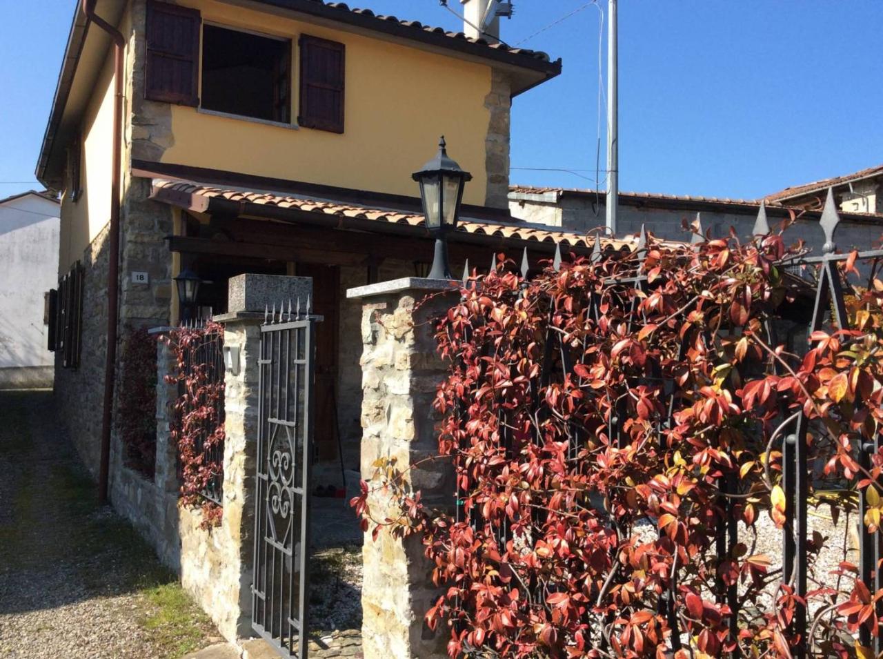 2-Zimmer Haus in Bobbio, Italy, Nr. 23624