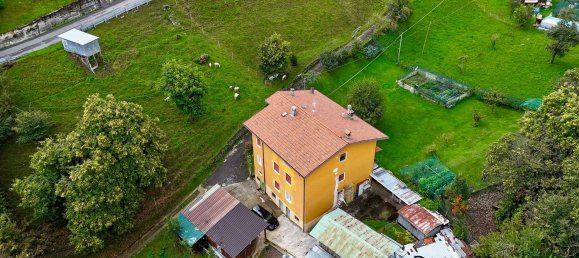 4 bedrooms Apartment in Pian Camuno, Italy No. 381856 4