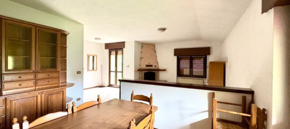 4 bedrooms Apartment in Pian Camuno, Italy No. 381856 8