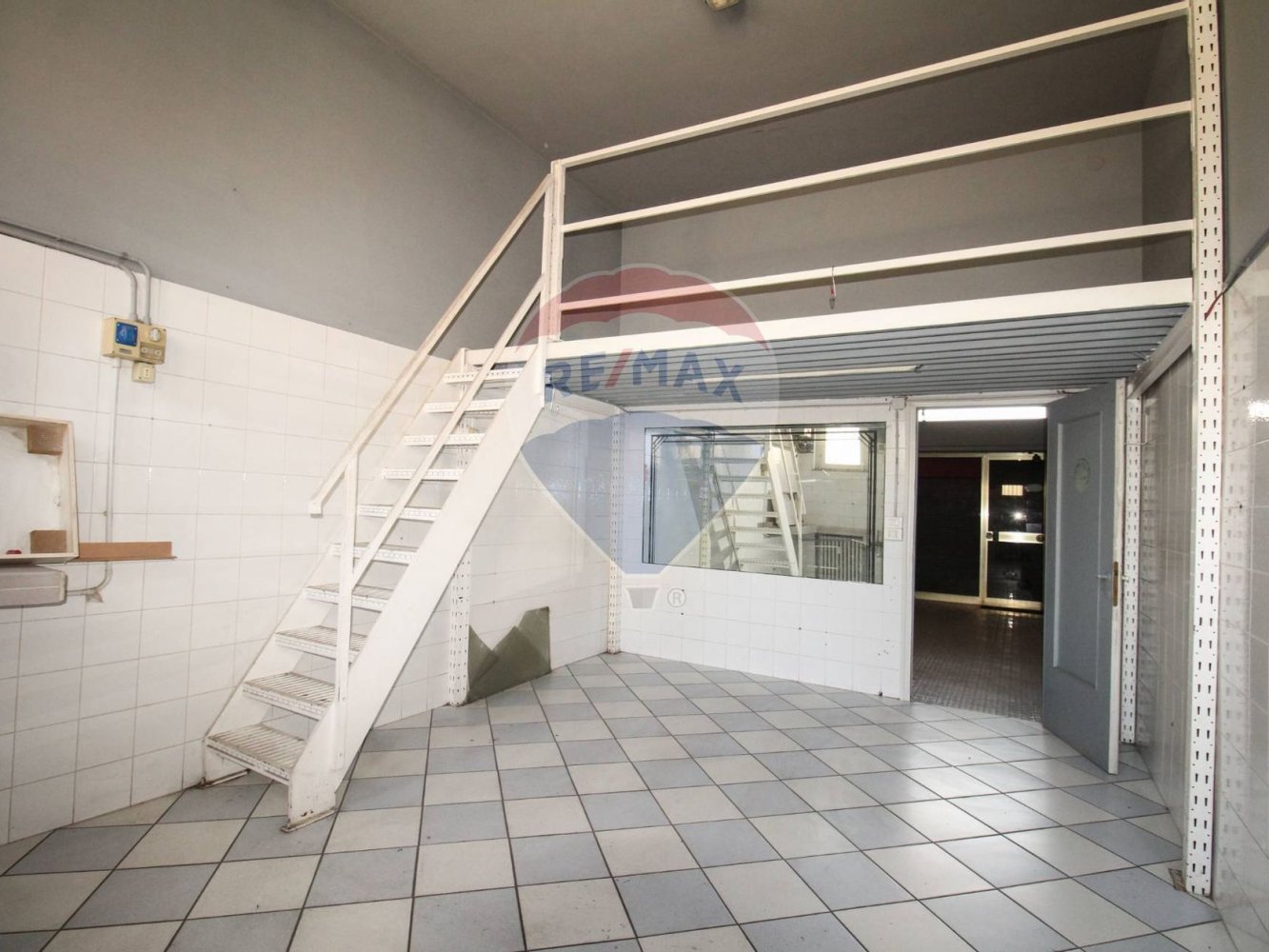 2 rooms Commercial property in Fidenza, Italy No. 56605