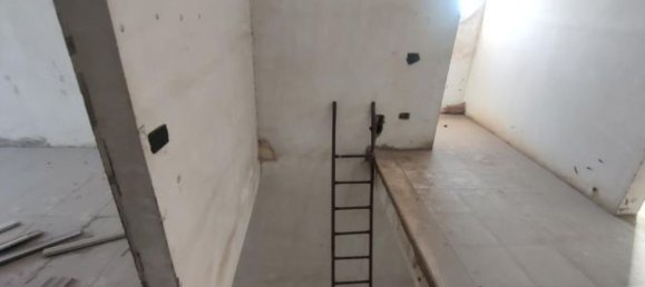 7-Zimmer Wohnung in Casaluce, Italy, Nr. 96914 16