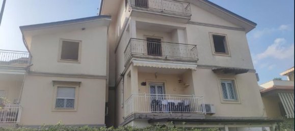 7-Zimmer Wohnung in Casaluce, Italy, Nr. 96914 4