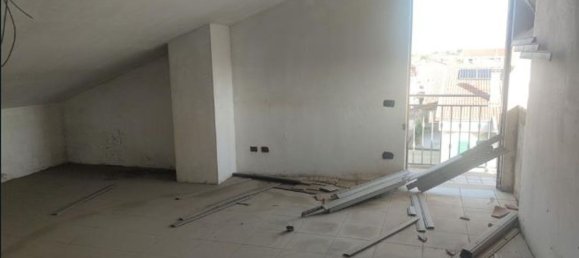 7-Zimmer Wohnung in Casaluce, Italy, Nr. 96914 13