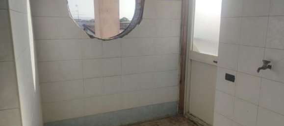 7-Zimmer Wohnung in Casaluce, Italy, Nr. 96914 10