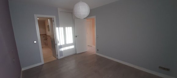 4 bedrooms Apartment in Madrid, Spain No. 93425 23