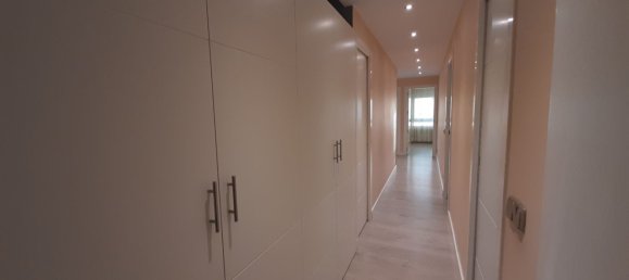 4 bedrooms Apartment in Madrid, Spain No. 93425 20