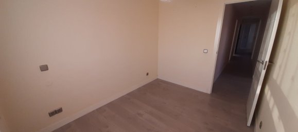 4 bedrooms Apartment in Madrid, Spain No. 93425 45