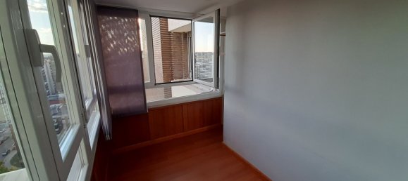 4 bedrooms Apartment in Madrid, Spain No. 93425 11