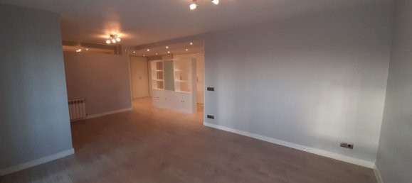 4 bedrooms Apartment in Madrid, Spain No. 93425 4