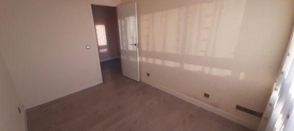 4 bedrooms Apartment in Madrid, Spain No. 93425 43