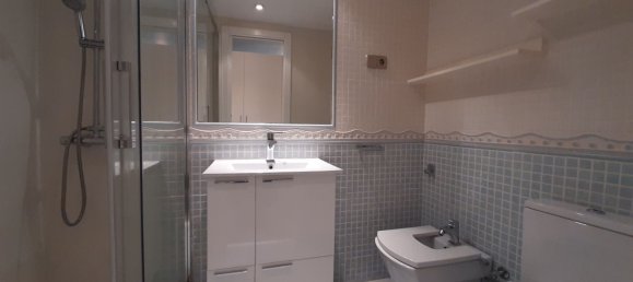 4 bedrooms Apartment in Madrid, Spain No. 93425 36