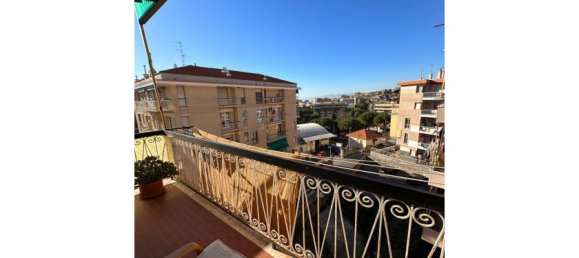 3 bedrooms Apartment in Genoa, Italy No. 318010 6