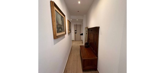 3 bedrooms Apartment in Genoa, Italy No. 318010 11