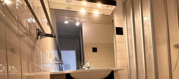 Ферма с 10 комнатами в Зегеберг, Германия № 270863 13