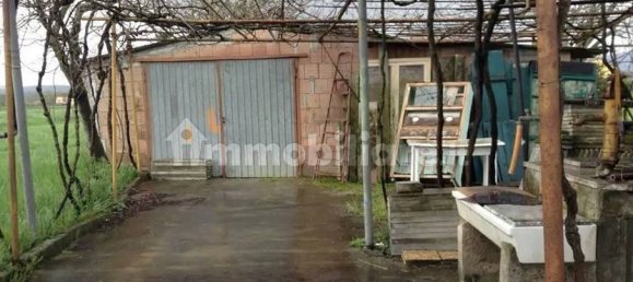 1 bedroom Garage in Signa, Italy No. 300397 12