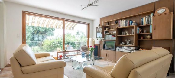 5 bedrooms House in Santeny, France No. 321789 5