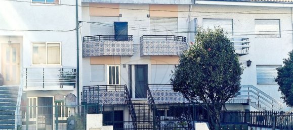 Дом с 4 спальнями в Вила Нова ди Гая, Португалия № 165541 17