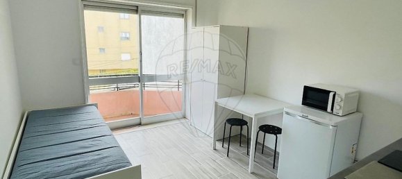 Дом с 4 спальнями в Вила Нова ди Гая, Португалия № 165541 21