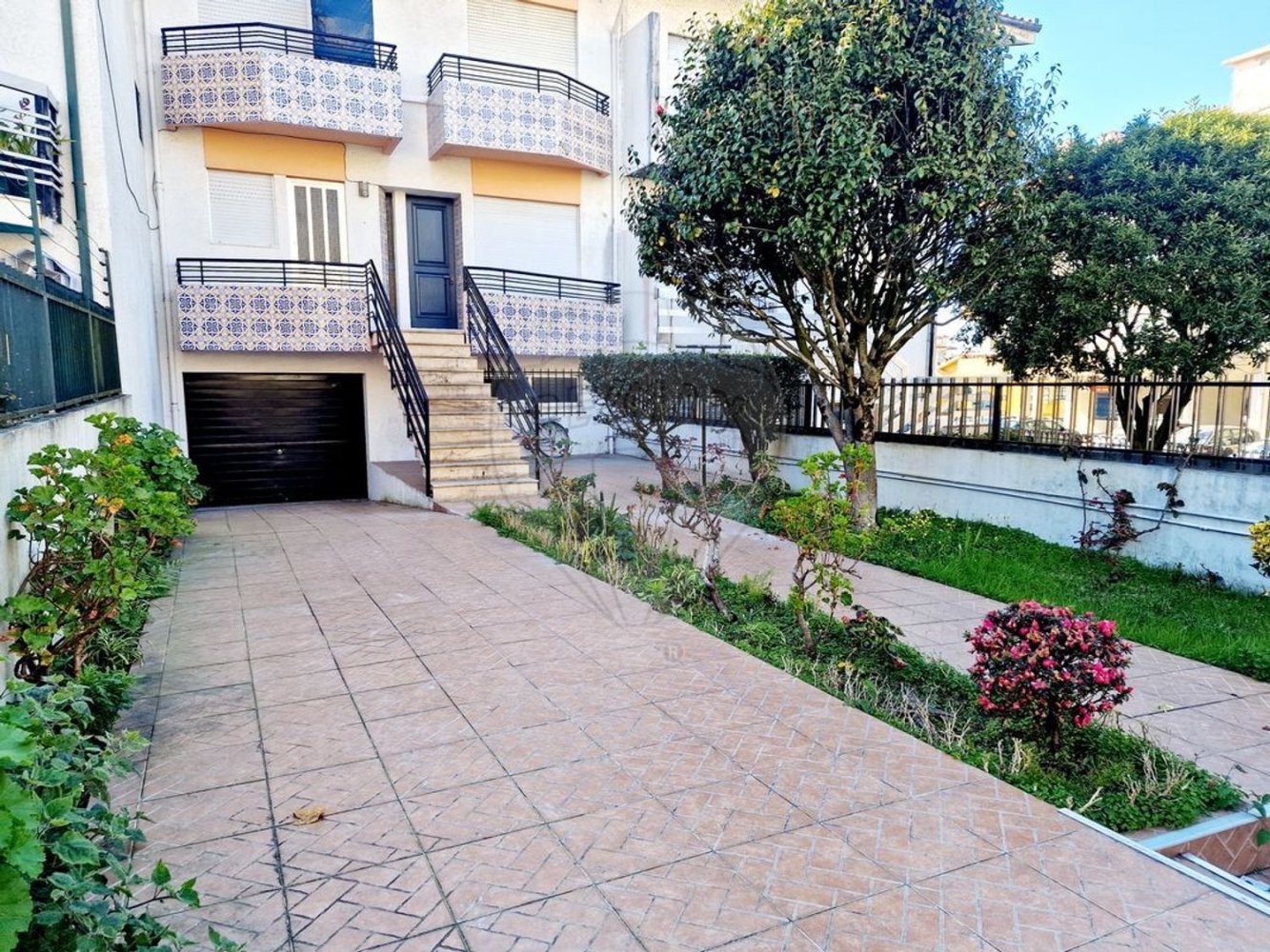 Дом с 4 спальнями в Вила Нова ди Гая, Португалия № 165541