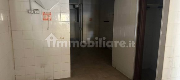 3 rooms Commercial property in Messina, Italy No. 39968 4