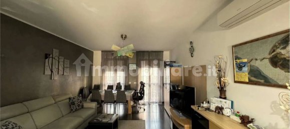 3 bedrooms Apartment in Voghera, Italy No. 354472 3