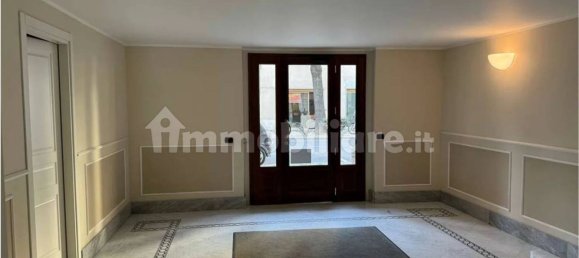 3 bedrooms Apartment in Voghera, Italy No. 354472 9